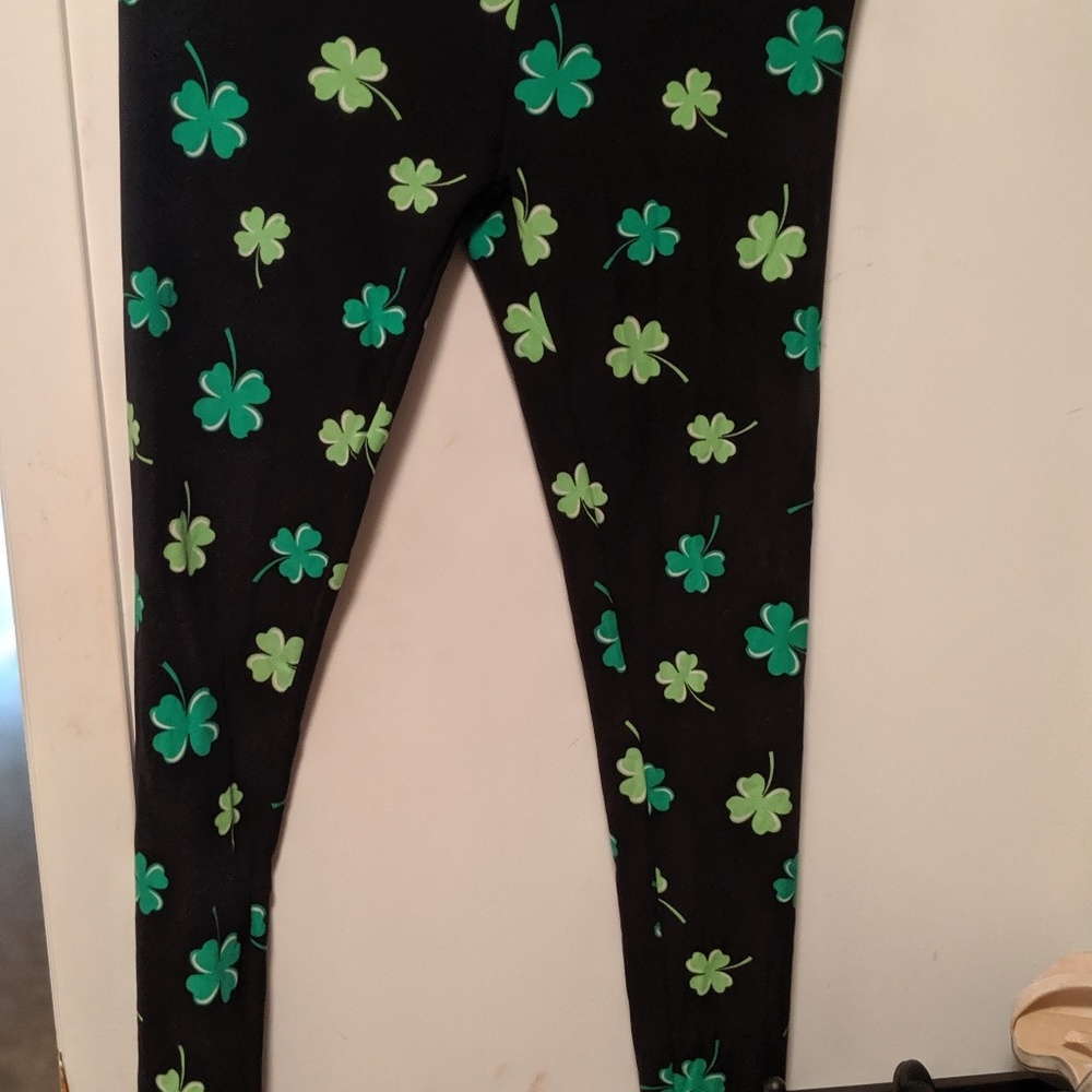 Shamrock Leggings Very Soft